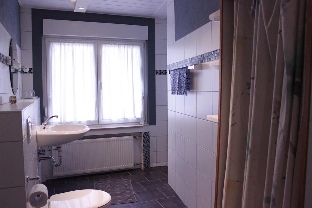 Ferienwohnung Laumen ハイムバッハ エクステリア 写真