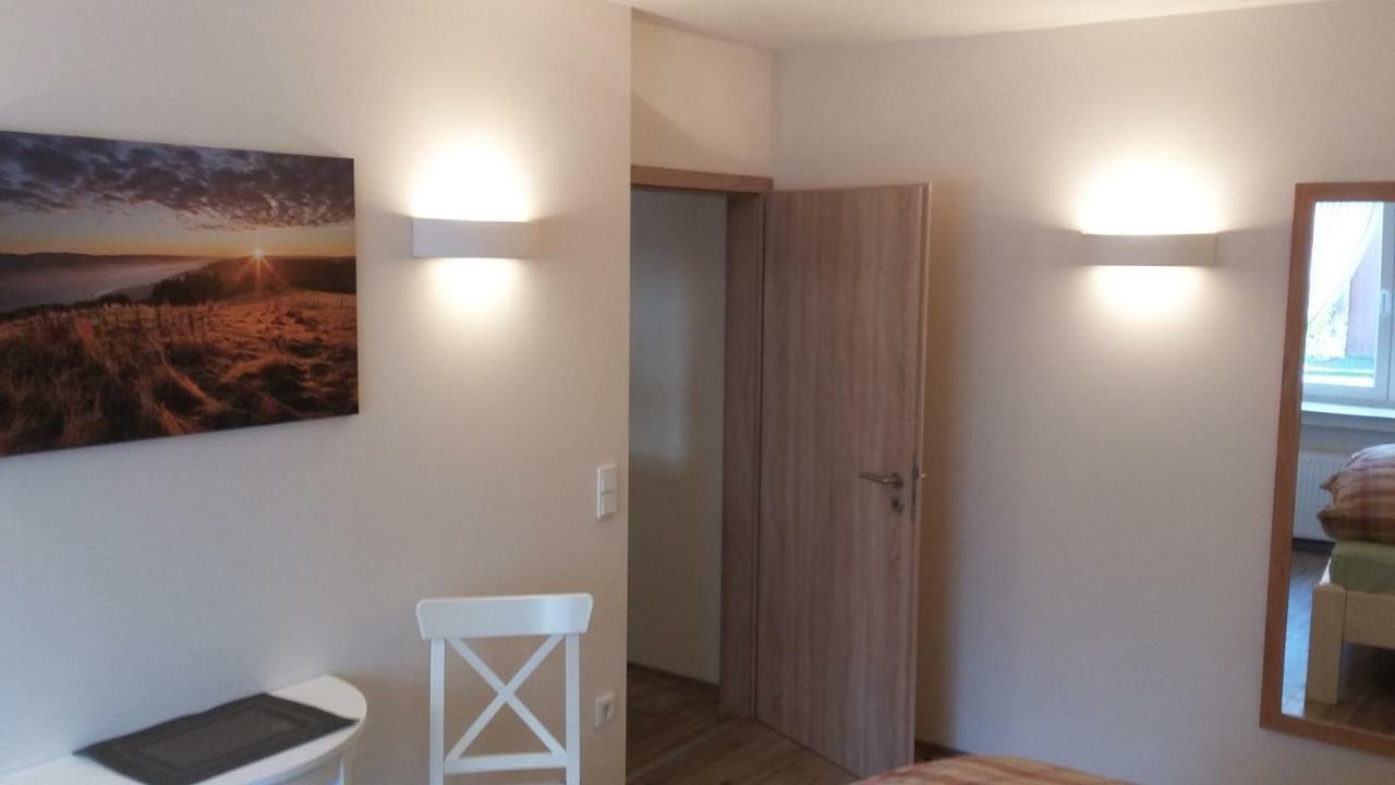 Ferienwohnung Laumen ハイムバッハ エクステリア 写真